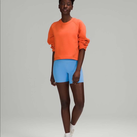 AirWrap Crewneck Lululemon NWOT - Picture 2 of 9